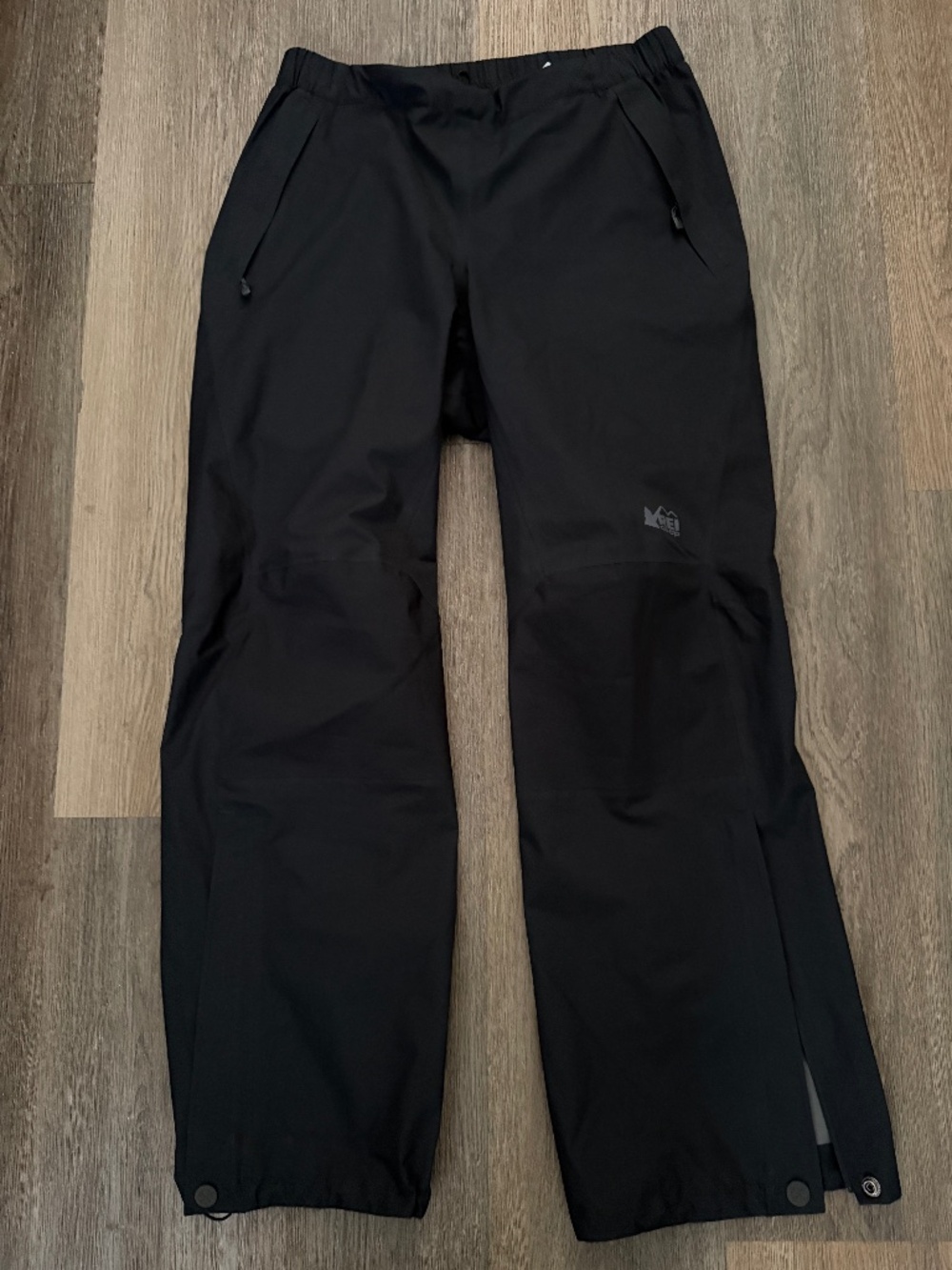 REI Co-op Trailmade Rain Pants Women's S Petite black hiking outdoors light